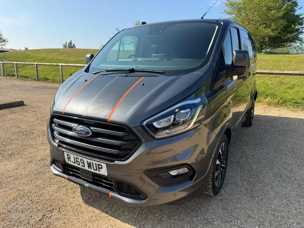 2019 Ford Transit Custom 2.0 320 EcoBlue Sport Crew Van Auto photo 3