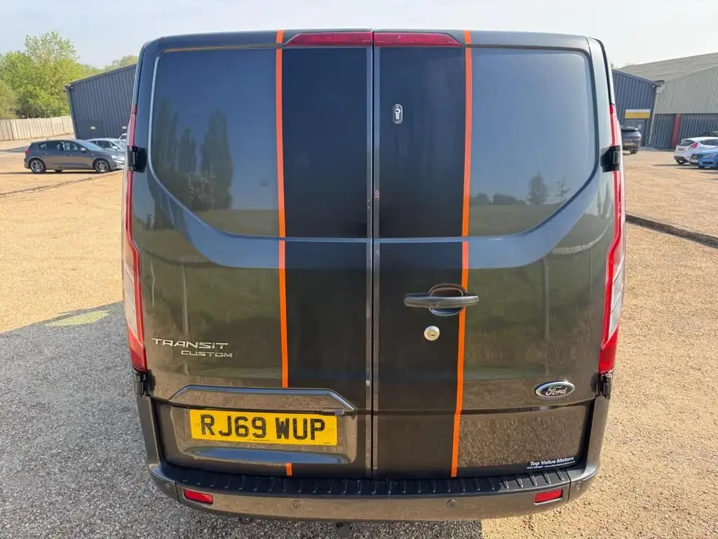 2019 Ford Transit Custom 2.0 320 EcoBlue Sport Crew Van Auto photo 6