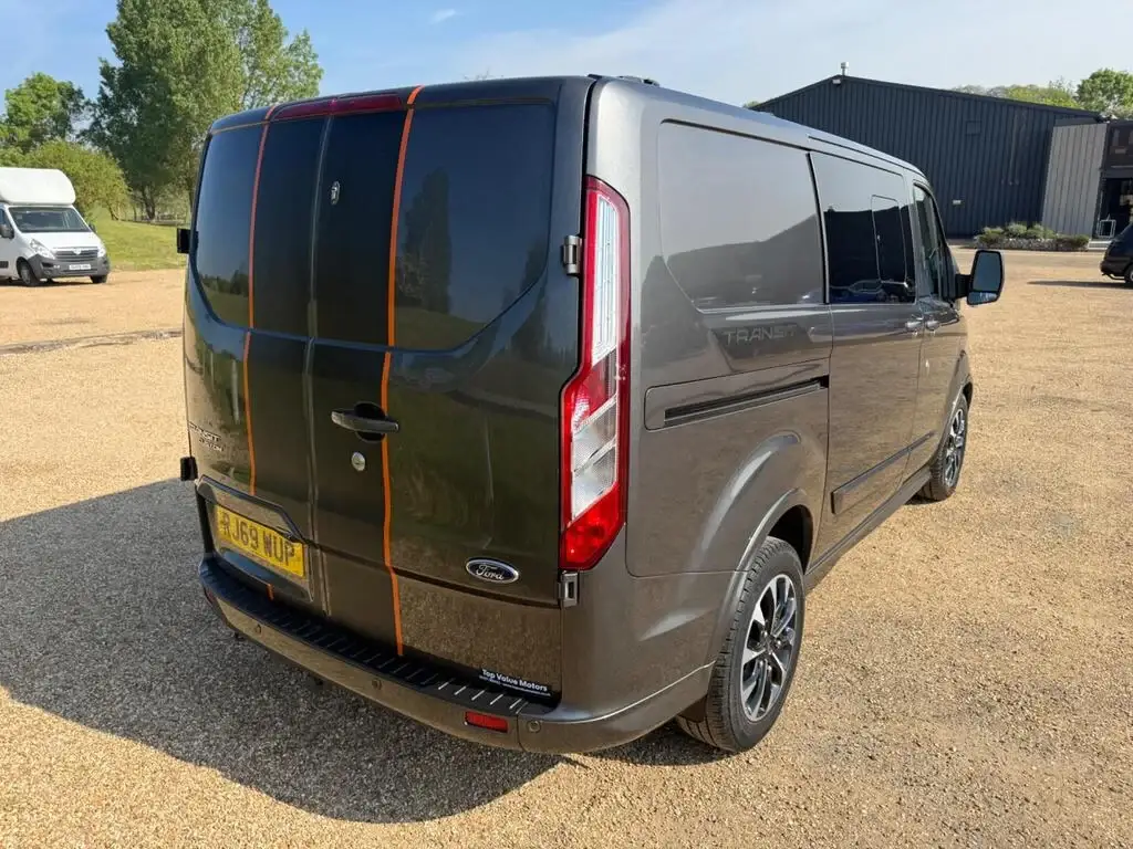 2019 Ford Transit Custom 2.0 320 EcoBlue Sport Crew Van Auto photo 8