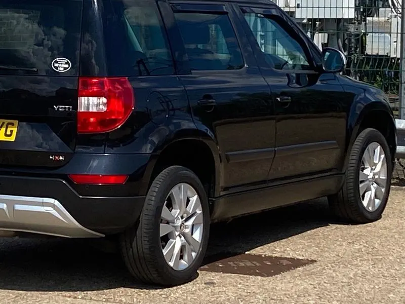 2014 SKODA Yeti Elegance Outdoor DSG 4WD photo 4