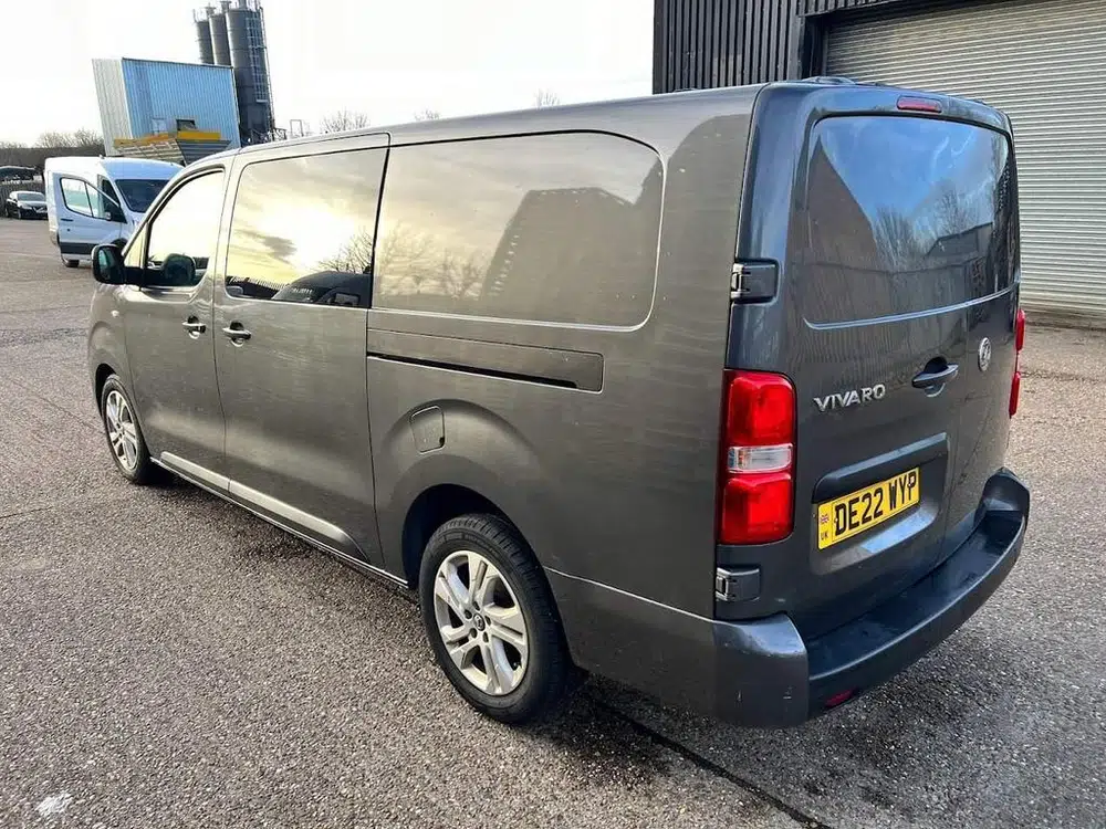 2022 Vauxhall Vivaro 2.0 Turbo D 3100 Elite Crew Van Double Cab 5dr Diesel Auto L2 H1 Euro 6 (s/s) (145 ps)
