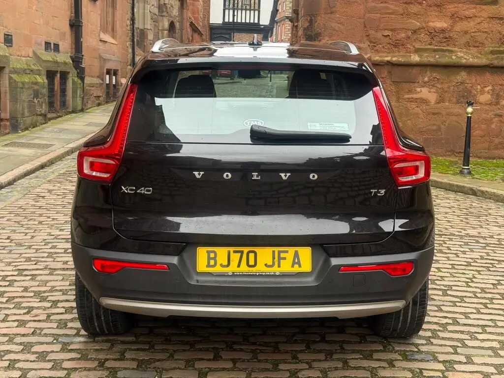 2020 Volvo XC40 1.5 T3 Inscription Auto Euro 6 (s/s) 5dr photo 6