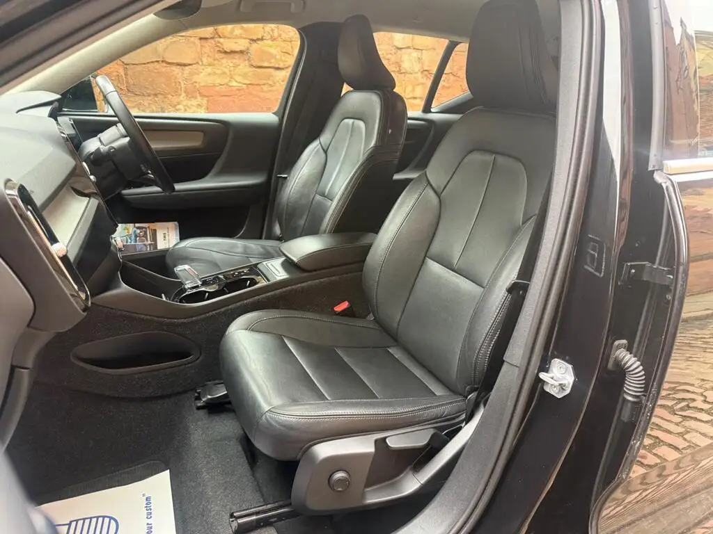 2020 Volvo XC40 1.5 T3 Inscription Auto Euro 6 (s/s) 5dr photo 13