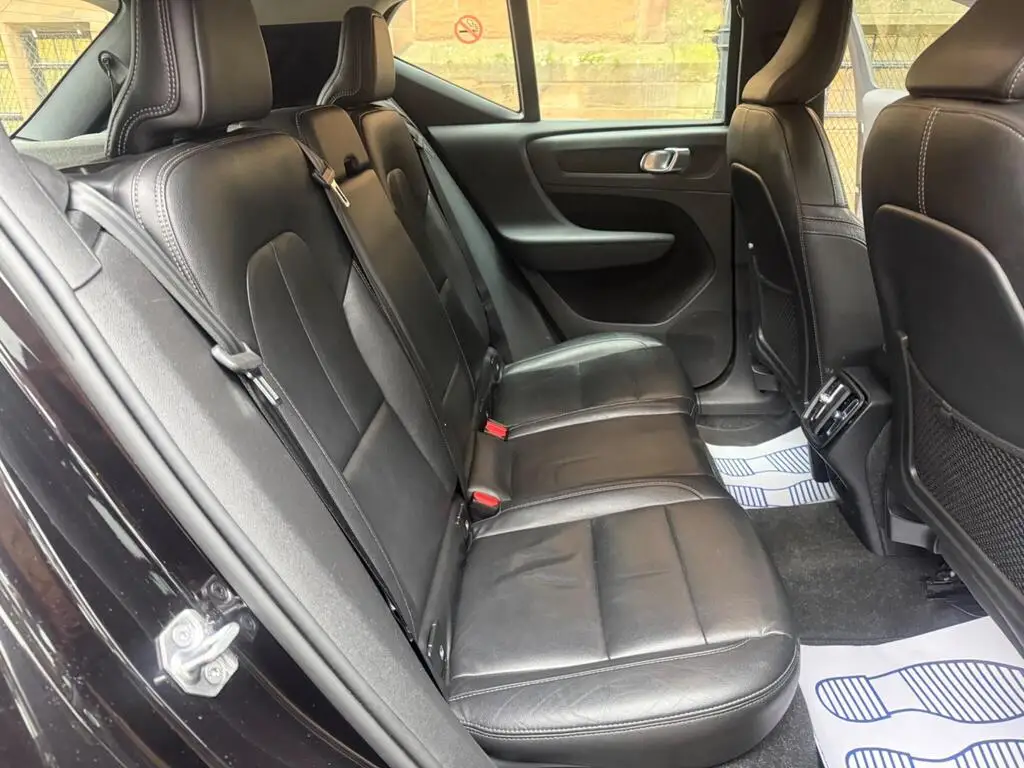 2020 Volvo XC40 1.5 T3 Inscription Auto Euro 6 (s/s) 5dr photo 14