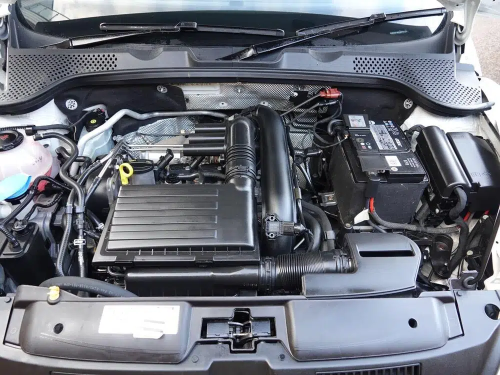 2018 Volkswagen Beetle 1.2 TSI Dune DSG Euro 6 (s/s) 3dr photo 12