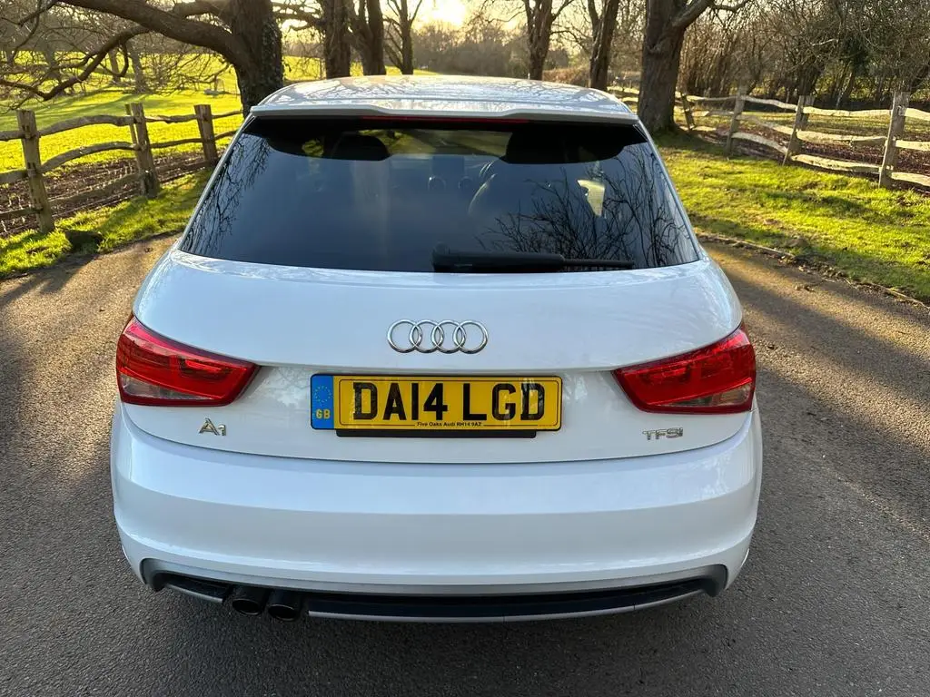 2014 Audi A1 1.4 TFSI Black Edition S Tronic Euro 5 3dr photo 8