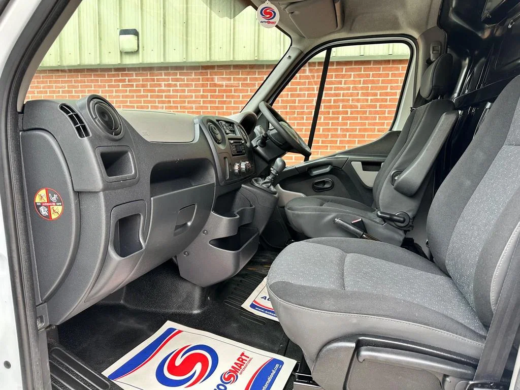 2016 Vauxhall Movano 2.3 CDTi 3500 BiTurbo ecoFLEX FWD L2 H2 Euro 5 5dr photo 9