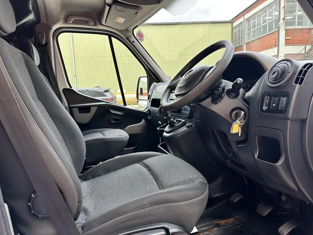 2016 Vauxhall Movano 2.3 CDTi 3500 BiTurbo ecoFLEX FWD L2 H2 Euro 5 5dr photo 11