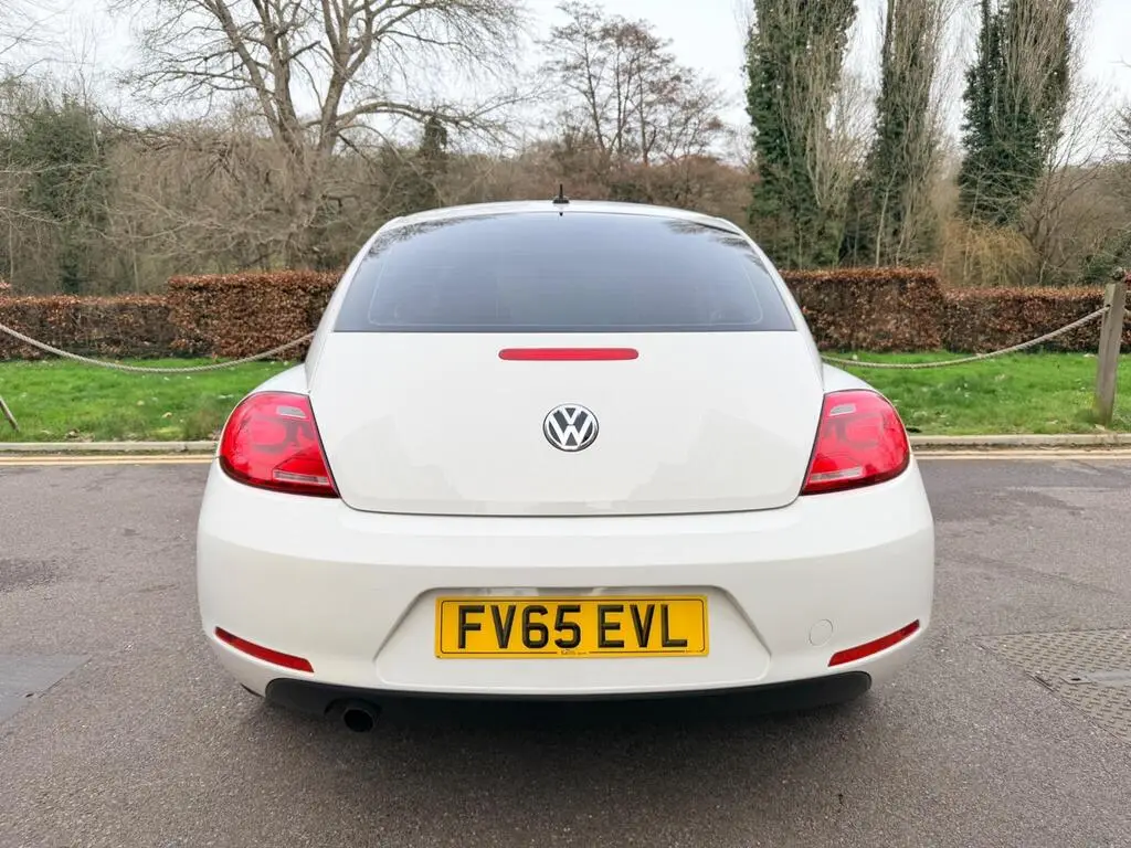 2015 Volkswagen Beetle 1.2 TSI BlueMotion Tech Design DSG Euro 6 (s/s) 3dr photo 7