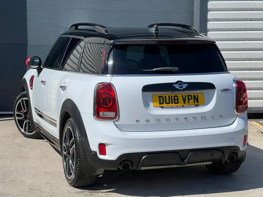 2018 MINI Countryman 2.0 John Cooper Works Auto ALL4 Euro 6 (s/s) 5dr photo 2