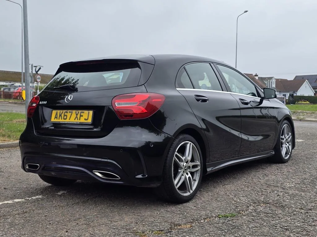 2017 Mercedes-Benz A Class A180 AMG Line Premium photo 3