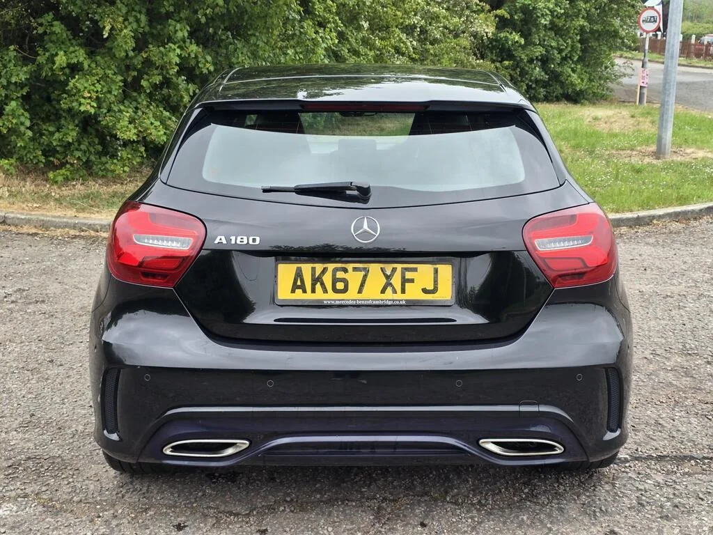 2017 Mercedes-Benz A Class A180 AMG Line Premium photo 7