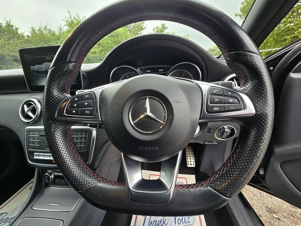 2017 Mercedes-Benz A Class A180 AMG Line Premium photo 18