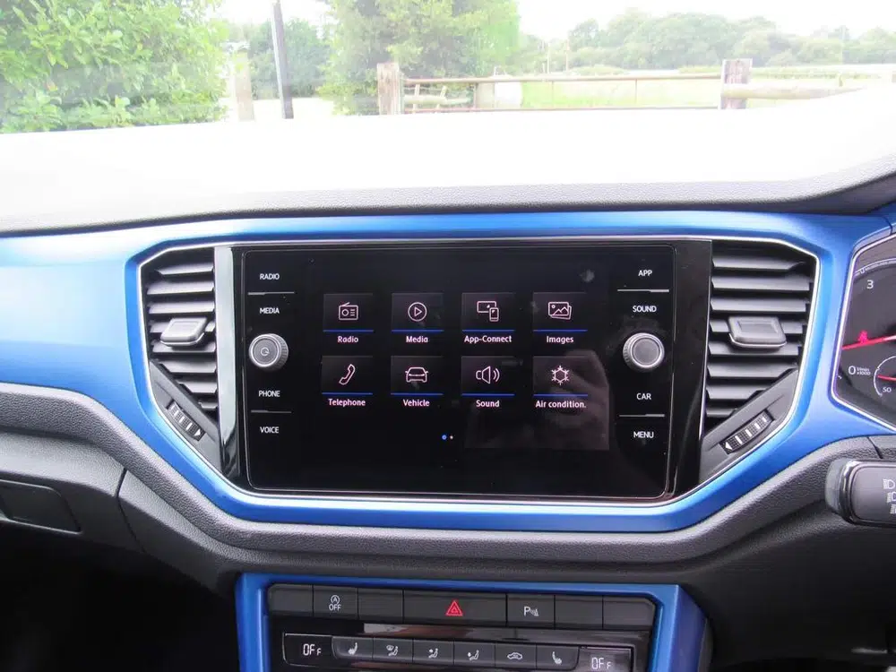 2019 Volkswagen T-roc 1.5 TSI EVO Design DSG Euro 6 (s/s) 5dr photo 12