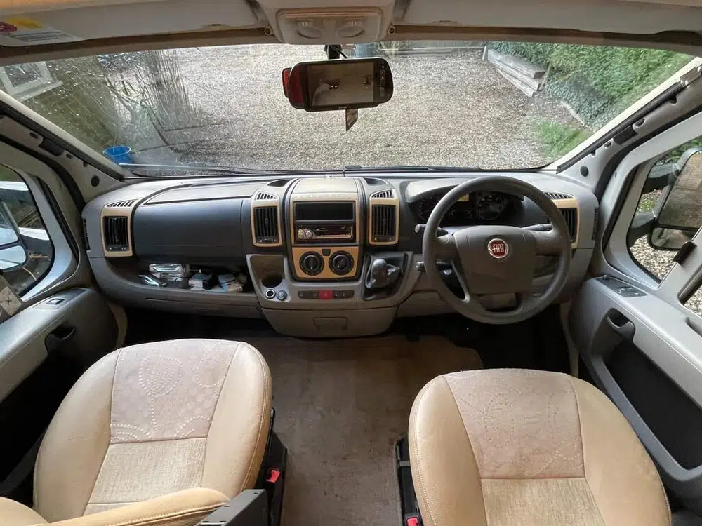 2011 Bessacarr E450 2.3 Mutijet 130, 4 Berth photo 3