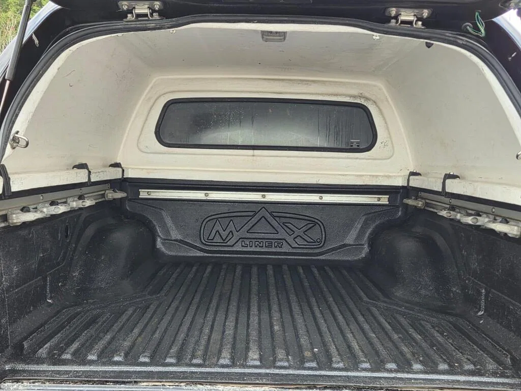 2016 Nissan Navara 2.3 dCi Acenta 4WD Euro 5 4dr photo 15