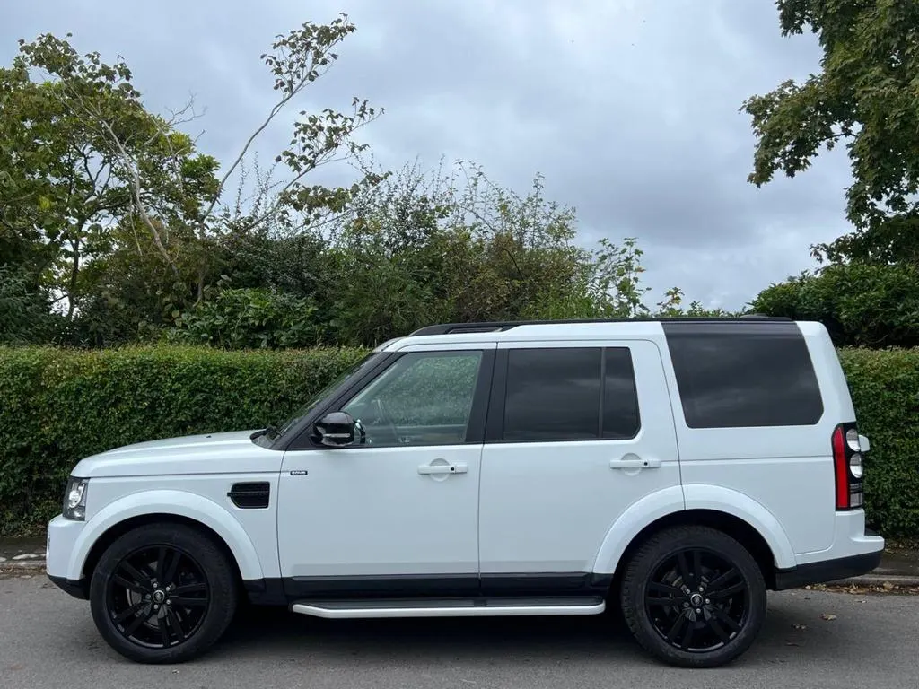 2014 Land Rover Discovery HSE SDV6 photo 4