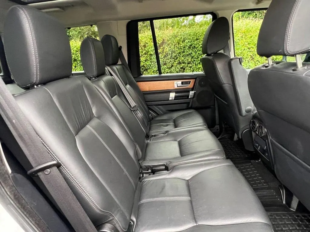 2014 Land Rover Discovery HSE SDV6 photo 10