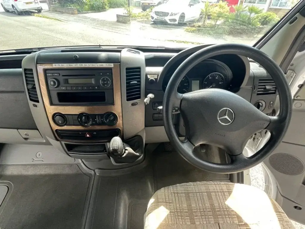 2008 Auto-Sleepers Berkshire Mercedes-Benz Sprinter Chassis photo 5