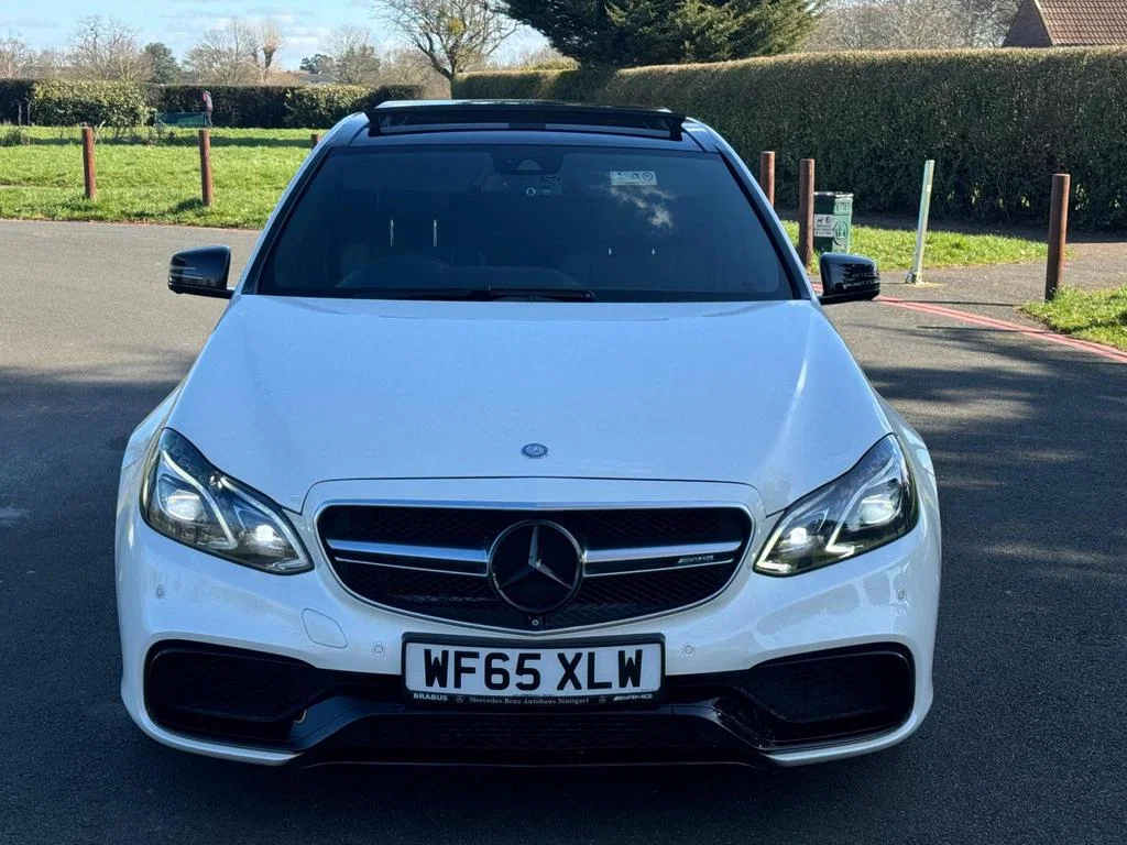 2015 Mercedes-Benz E Class 5.5 E63 V8 BiTurbo AMG SpdS MCT Euro 6 4dr photo 2