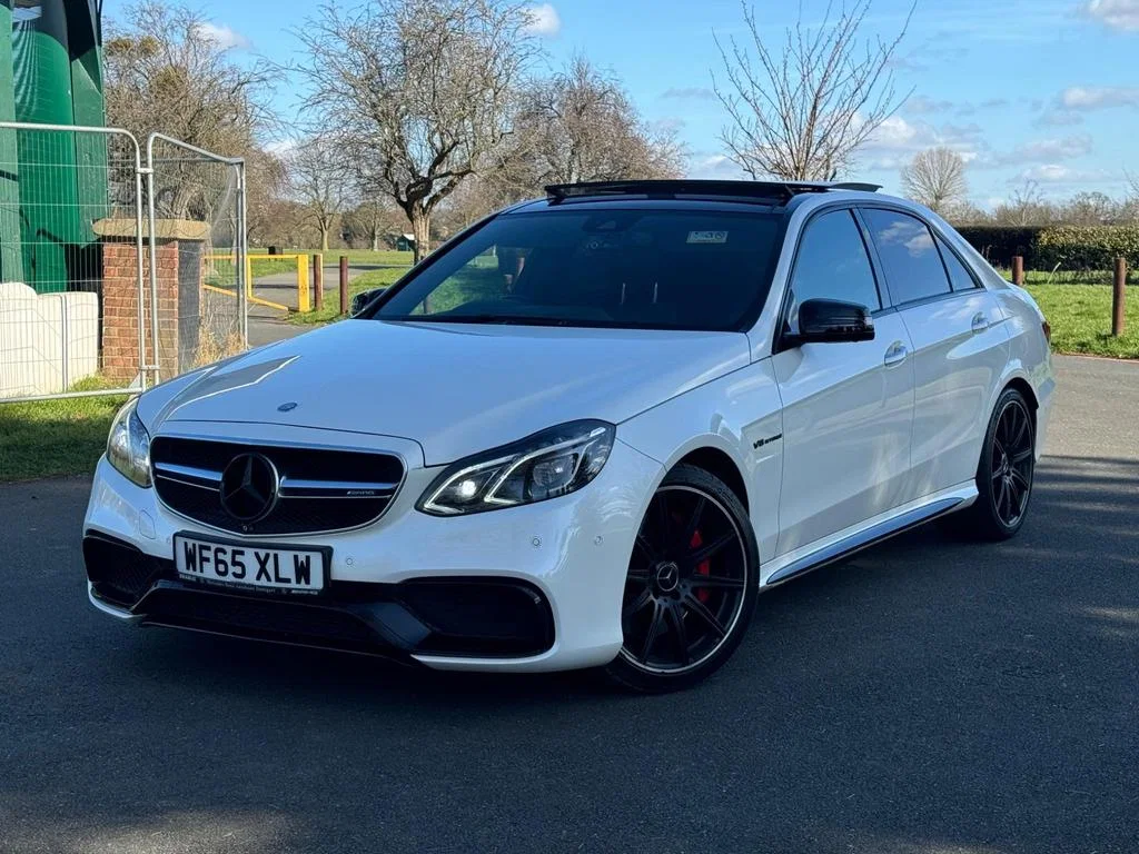 2015 Mercedes-Benz E Class 5.5 E63 V8 BiTurbo AMG SpdS MCT Euro 6 4dr photo 3