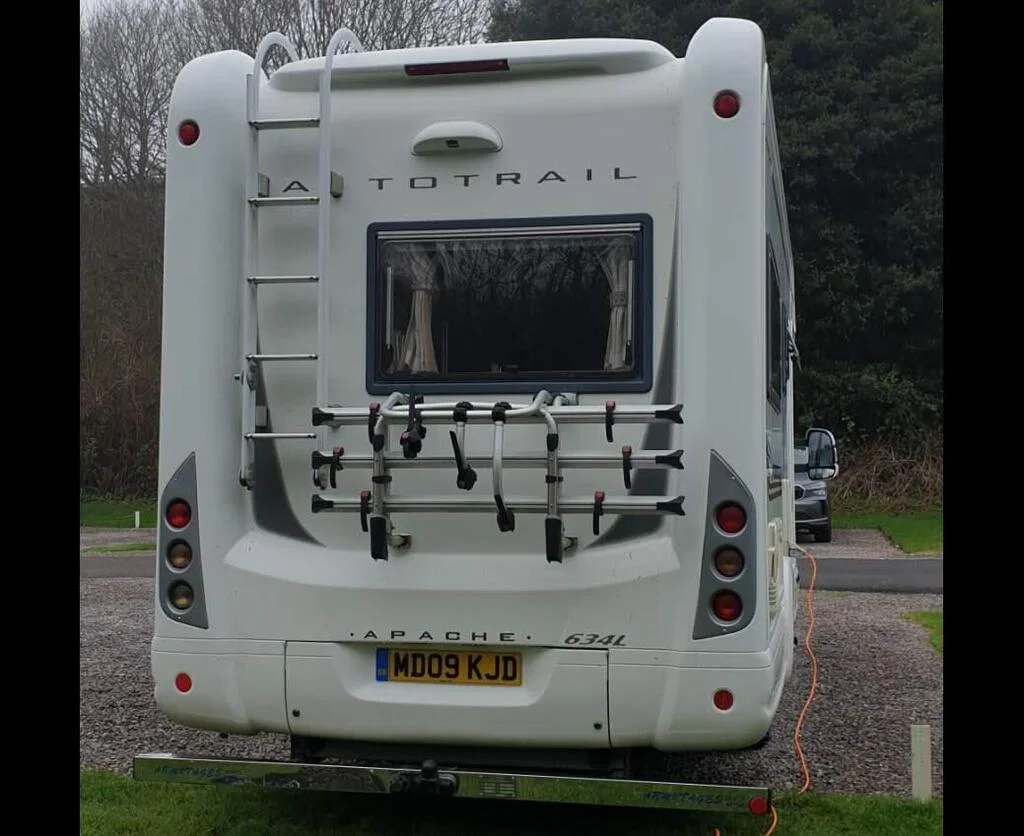 2009 Auto-Trail Apache 634L photo 5