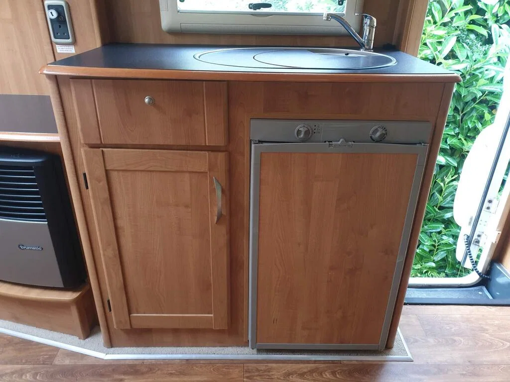 2009 Auto-Trail Apache 634L photo 16