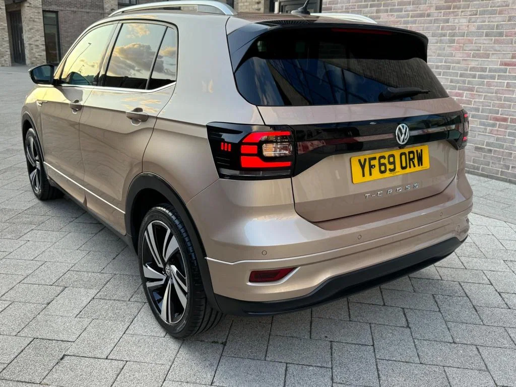 2019 Volkswagen T-Cross 1.0 TSI R-Line DSG Euro 6 5dr photo 8