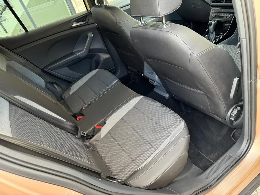 2019 Volkswagen T-Cross 1.0 TSI R-Line DSG Euro 6 5dr photo 13