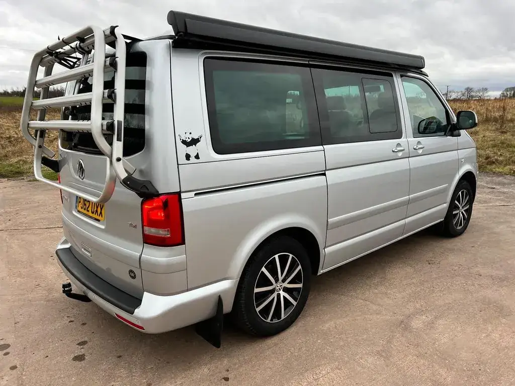 2013 Volkswagen California SE photo 2