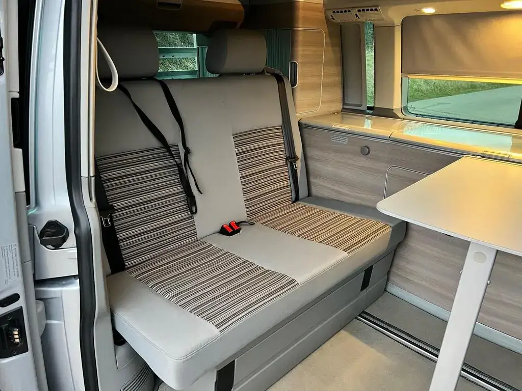 2013 Volkswagen California SE photo 5