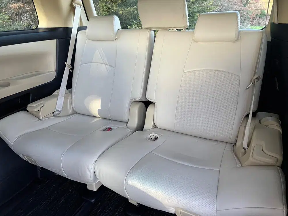 2016 Toyota Alphard Toyota Alphard 7-Seats Hybrid 2.4 5dr photo 7