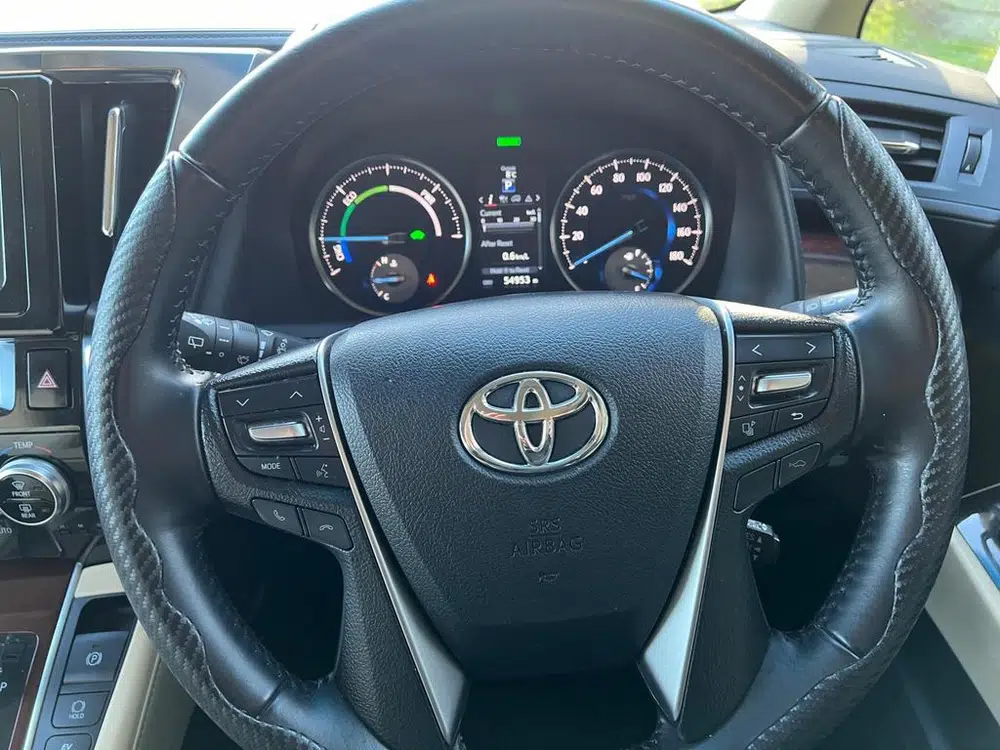 2016 Toyota Alphard Toyota Alphard 7-Seats Hybrid 2.4 5dr photo 10