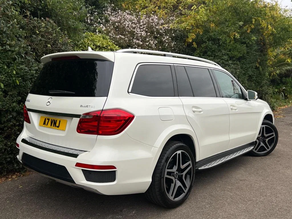2013 Mercedes-Benz GL Class 3.0 GL350 V6 BlueTEC AMG Sport G-Tronic 4WD Euro 6 5dr photo 2