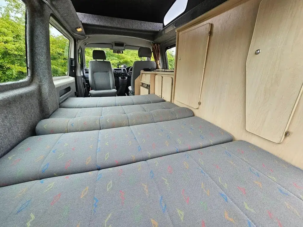 2005 Volkswagen Leisuredrive 1.9 TDi Campervan photo 9