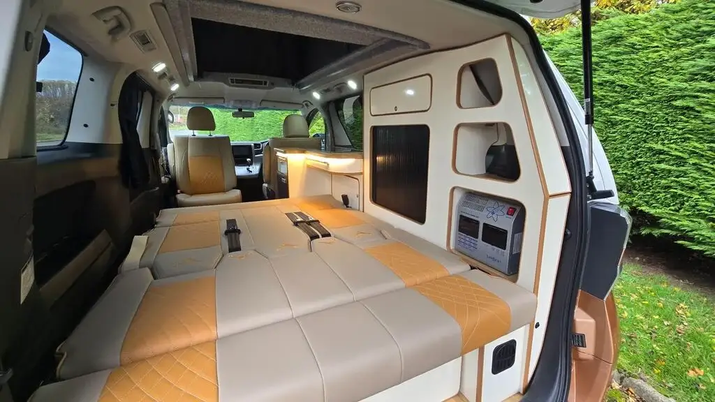 2008 Toyota Vellfire 2.4 Automatic Campervan photo 3