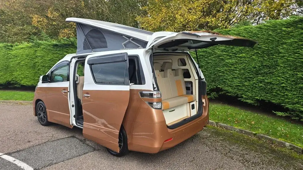 2008 Toyota Vellfire 2.4 Automatic Campervan photo 4
