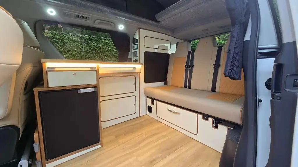 2008 Toyota Vellfire 2.4 Automatic Campervan photo 7