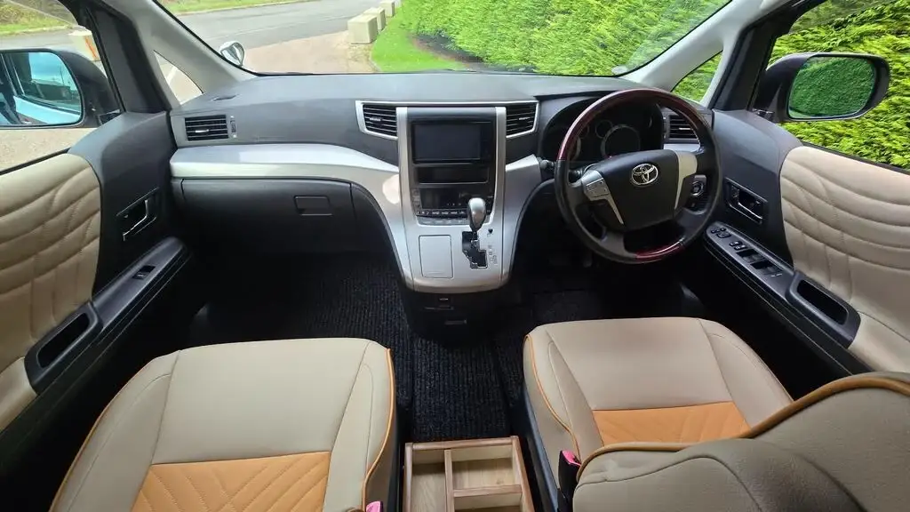 2008 Toyota Vellfire 2.4 Automatic Campervan photo 9