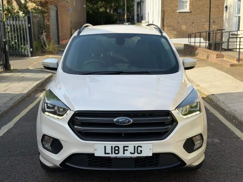 2017 Ford Kuga 2.0 TDCi ST-Line Powershift AWD Euro 6 (s/s) 5dr photo 3