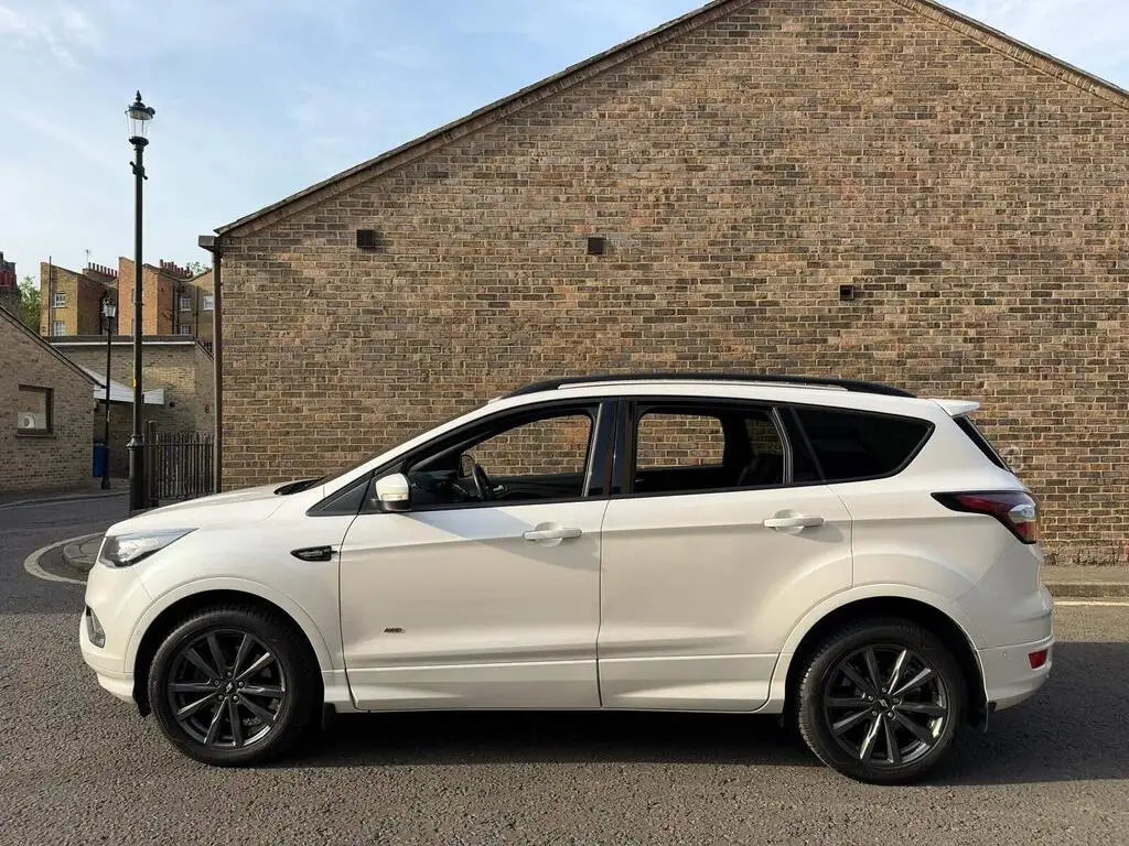 2017 Ford Kuga 2.0 TDCi ST-Line Powershift AWD Euro 6 (s/s) 5dr photo 7