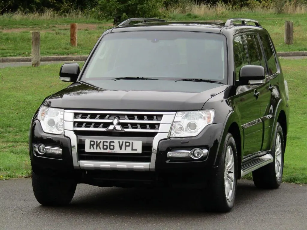 2016 Mitsubishi Shogun SG3 Auto 4WD photo 3