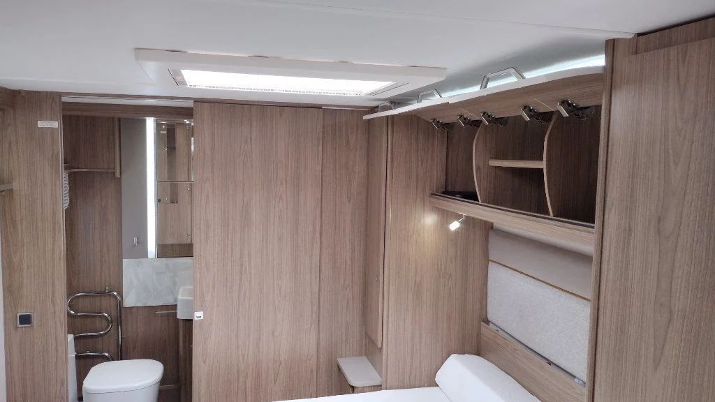 2018 Coachman VIP 575 4 Berth Caravan photo 8
