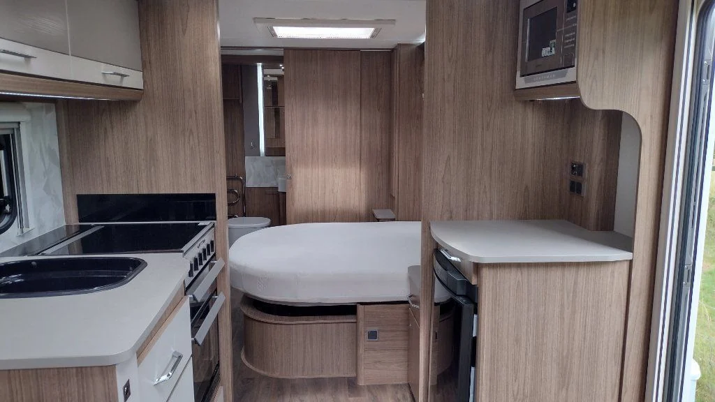 2018 Coachman VIP 575 4 Berth Caravan photo 9