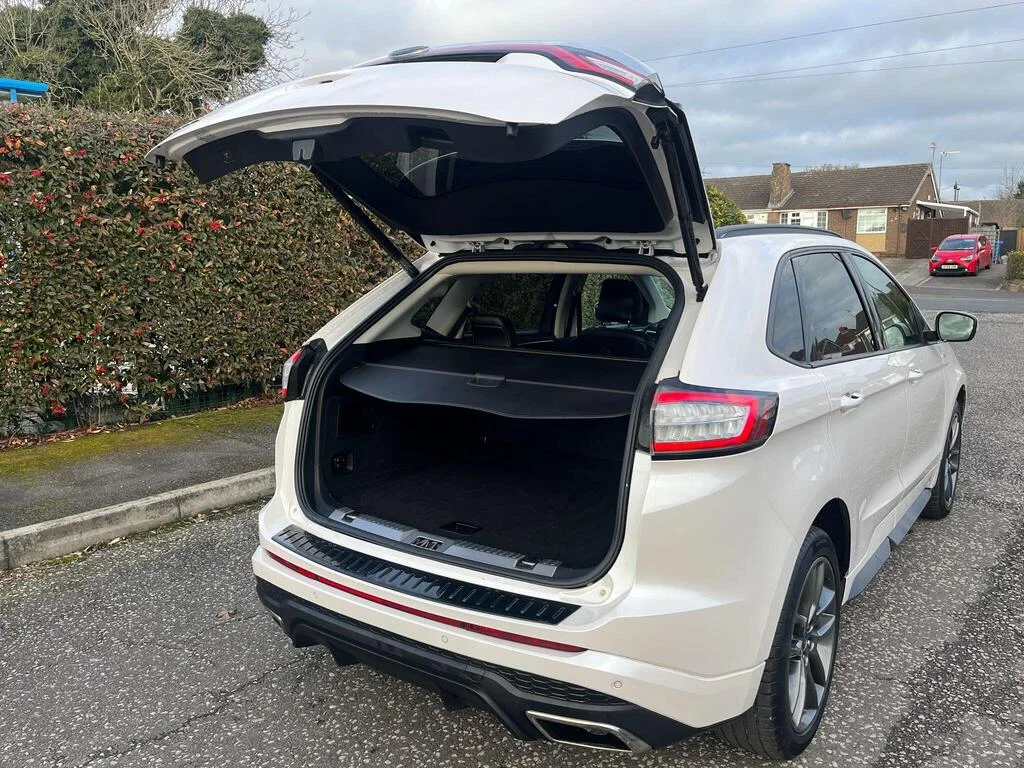2018 Ford Edge 2.0 TDCi ST-Line Powershift AWD Euro 6 5dr photo 13
