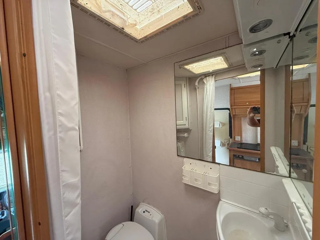 2001 Swift Gazelle F61 4 Berth Motorhome photo 8