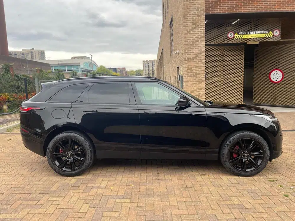 2018 Land Rover Range Rover Velar 2.0 D240 SE Auto 4WD Euro 6 (s/s) 5dr photo 2